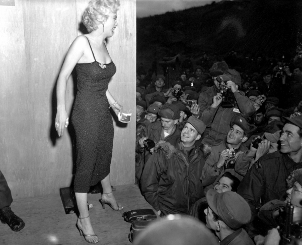 US Army, Marilyn Monroe, Korean War